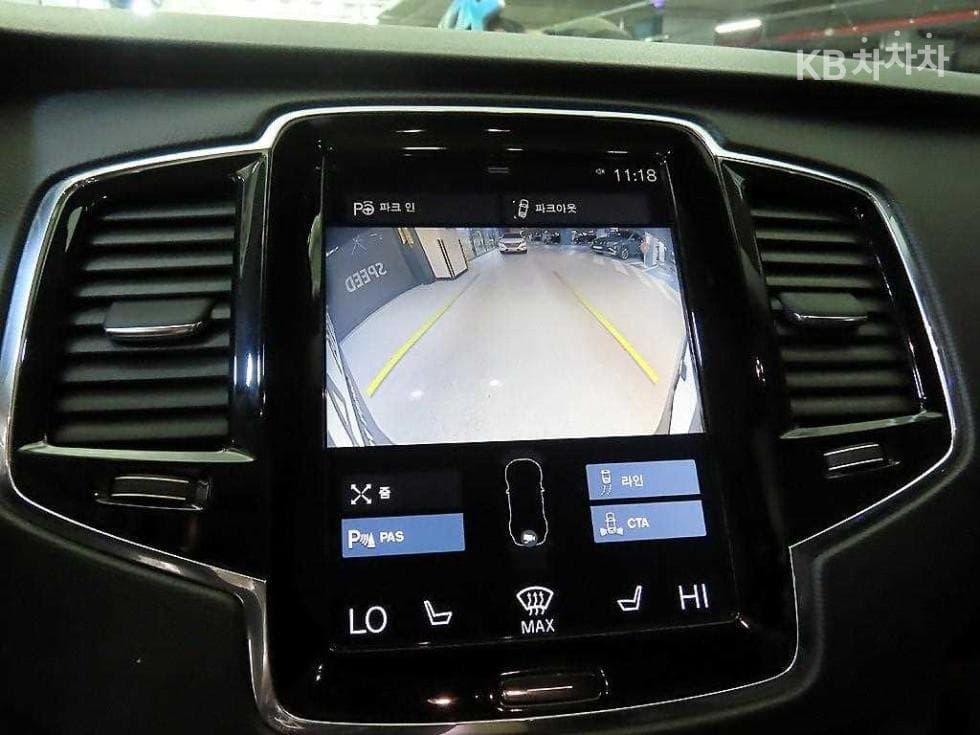 Volvo All New XC90D5 Momentum - 13