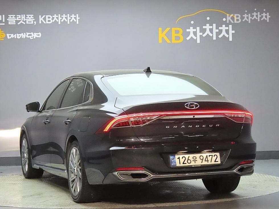 Hyundai The New (facelift) Grandeur (Azera)2.5 Le Blanc - 4
