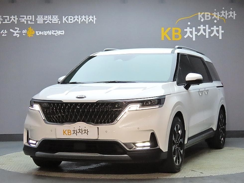 Kia Carnival 4th generation G3.5 GDI 9-seater Signature - Image 1