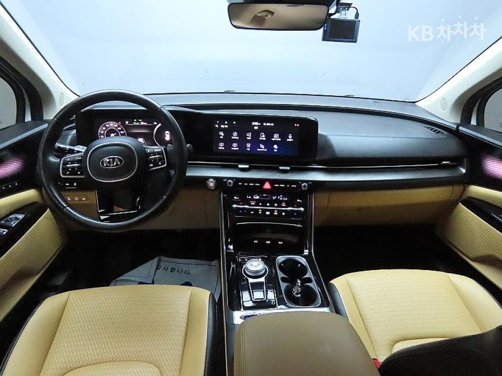 Kia Carnival 4th generationG3.5 GDI 9-seater Signature - 6