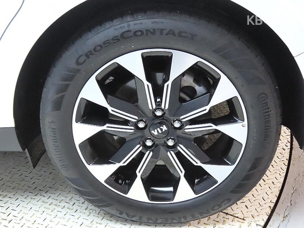 Kia Carnival 4th generationG3.5 GDI 9-seater Signature - 20