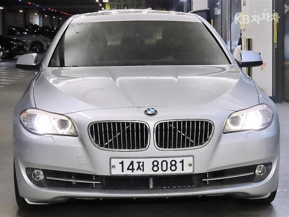 BMW New5 Series528i F10 - 2