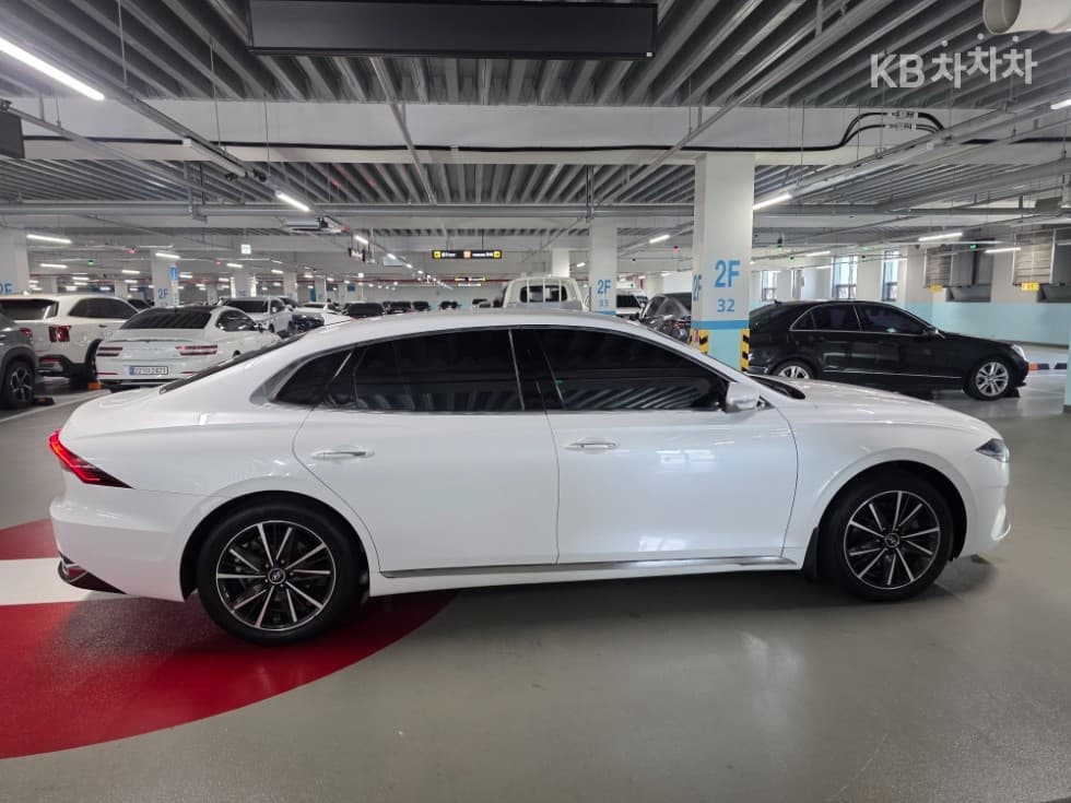 Hyundai The New (facelift) Grandeur (Azera)LPi 3.0 Disabled-accessible Premium - 3
