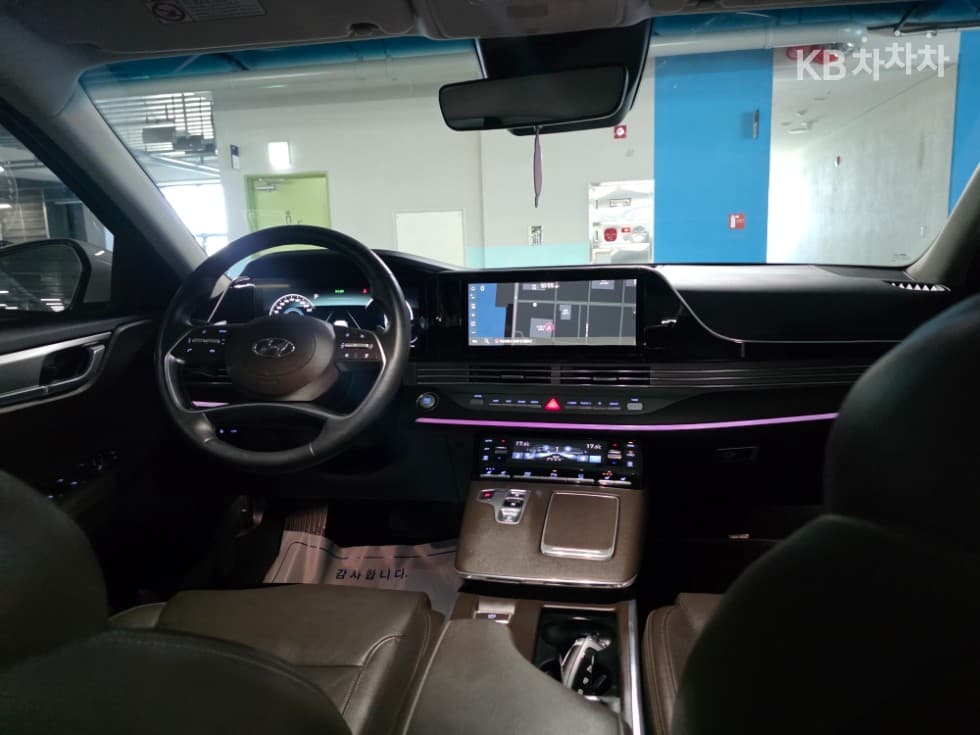 Hyundai The New (facelift) Grandeur (Azera)LPi 3.0 Disabled-accessible Premium - 8