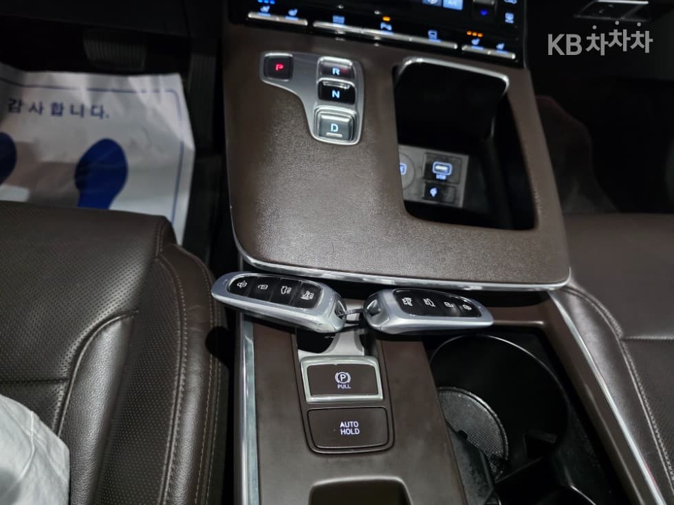 Hyundai The New (facelift) Grandeur (Azera)LPi 3.0 Disabled-accessible Premium - 12