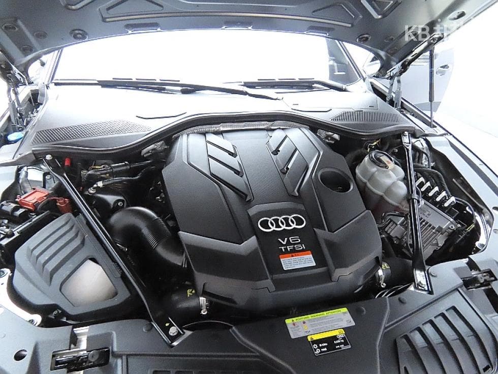 Ауди A8 (D5)55 TFSI Quattro LWB - 7