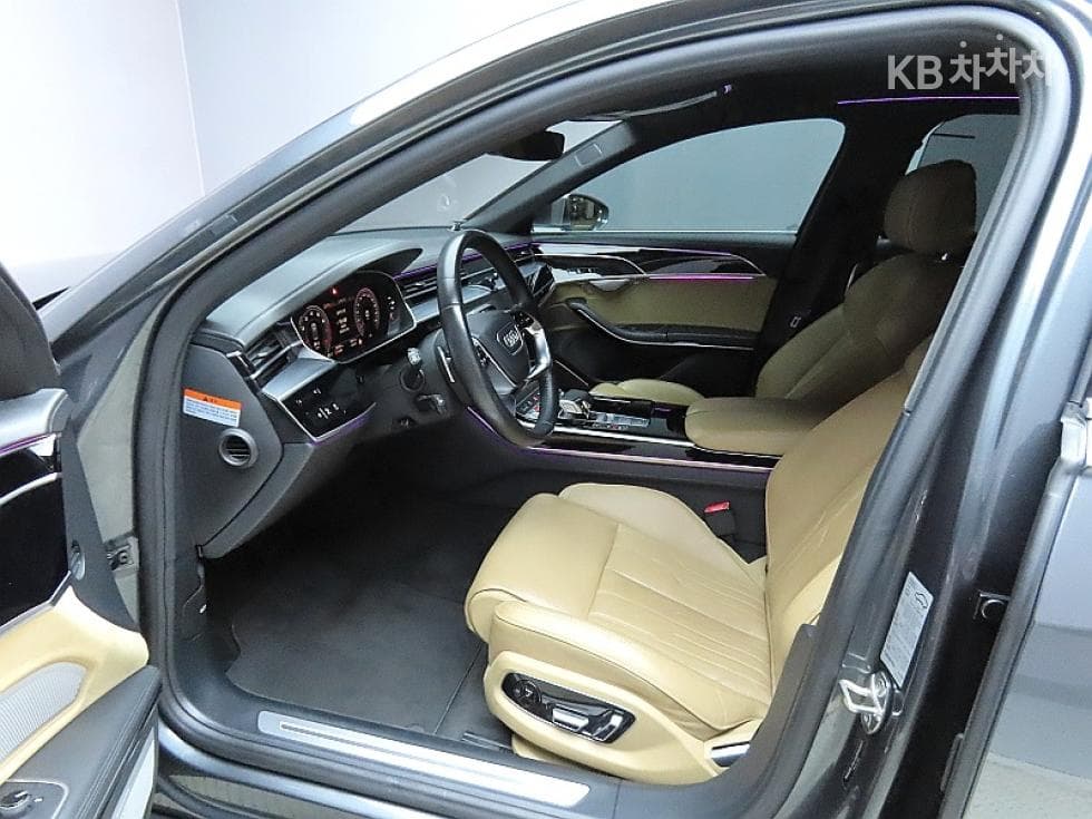 Ауди A8 (D5)55 TFSI Quattro LWB - 10