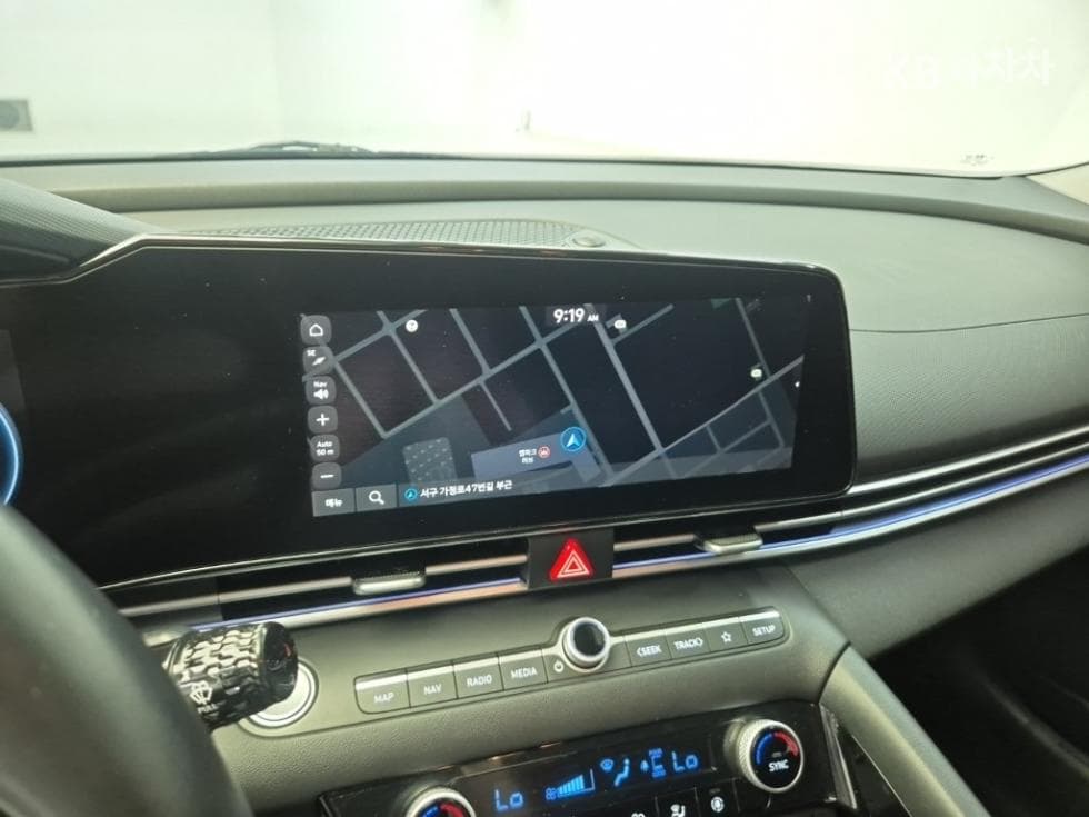 Hyundai All New Avante (Elantra) Hybrid(CN7)Modern - 13