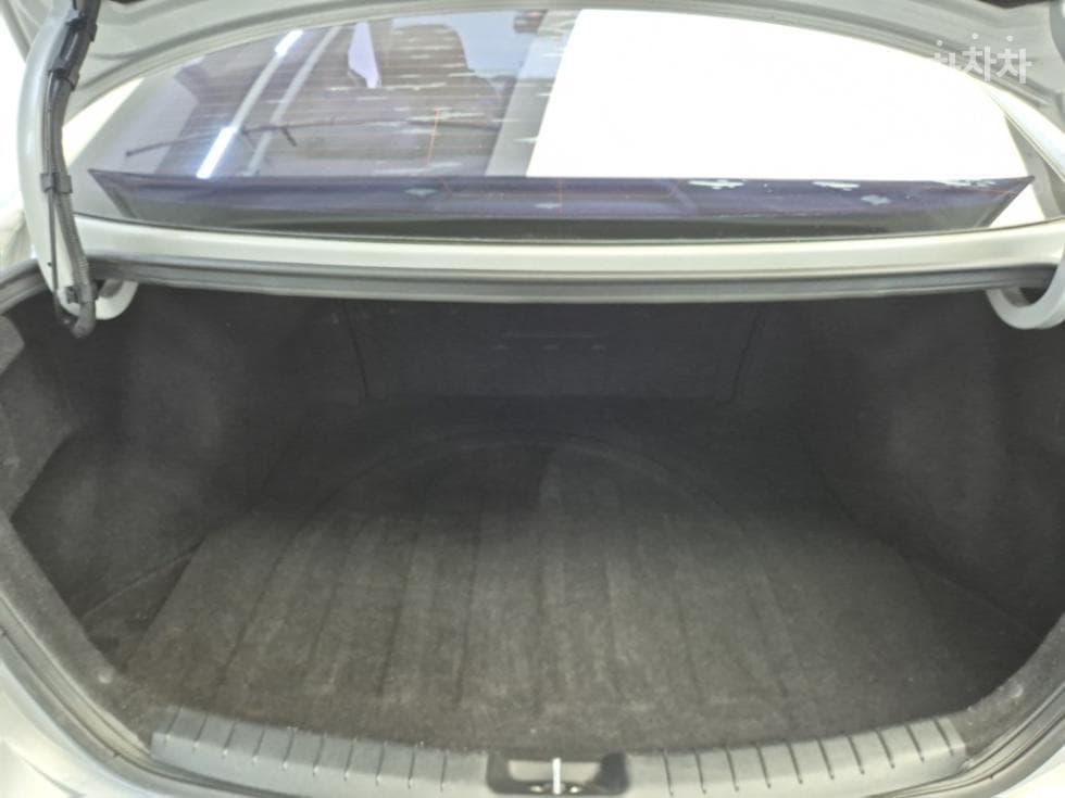 Hyundai Avante (Elantra)AD1.6 GDi Smart Special (special feature/edition) - 18