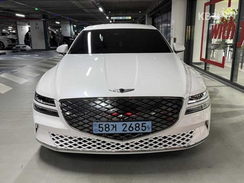Genesis ELECTRIFIED G80 EV Standard - Image 1