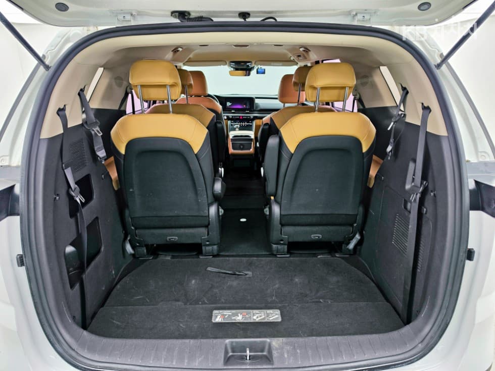 Kia Carnival 4th generationD2.2 9-seater Prestige - 23
