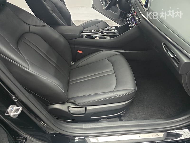 Хюндай Соната Хибрид (DN8)2.0 Хибрид Premium Plus - 15