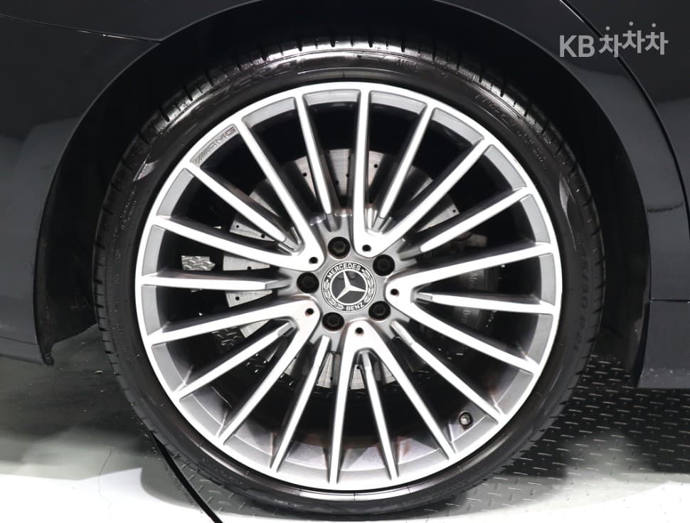 Mercedes-Benz S-Class W223S500L 4Matic Standard - 18