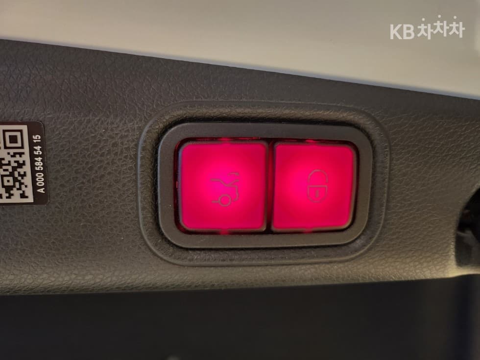 Mercedes-Benz E-Клас (W213)E250 Exclusive - 25