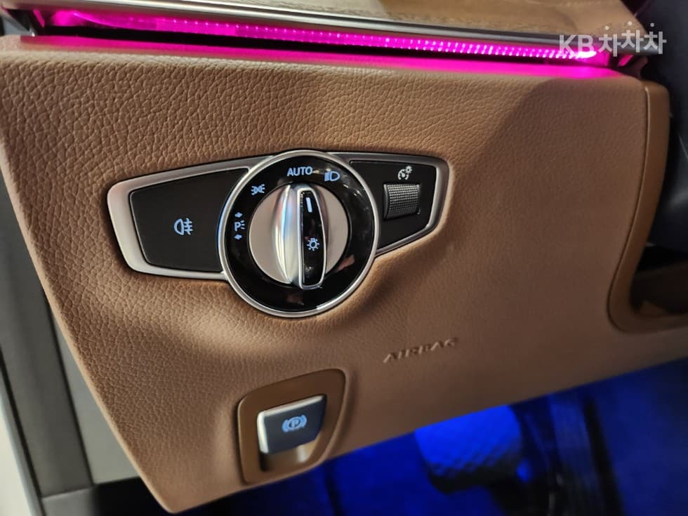 Mercedes-Benz E-Клас (W213)E250 Exclusive - 18