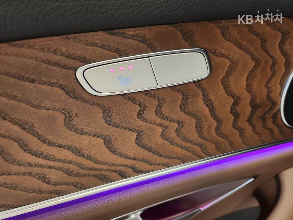 Mercedes-Benz E-Клас (W213)E250 Exclusive - 21