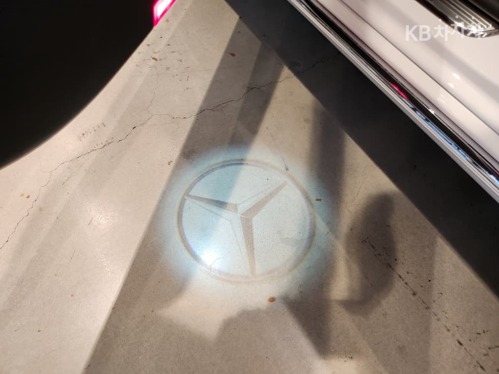 Mercedes-Benz E-Клас (W213)E250 Exclusive - 23