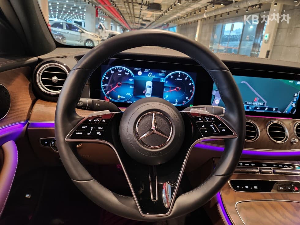 Mercedes-Benz E-Клас (W213)E250 Exclusive - 14