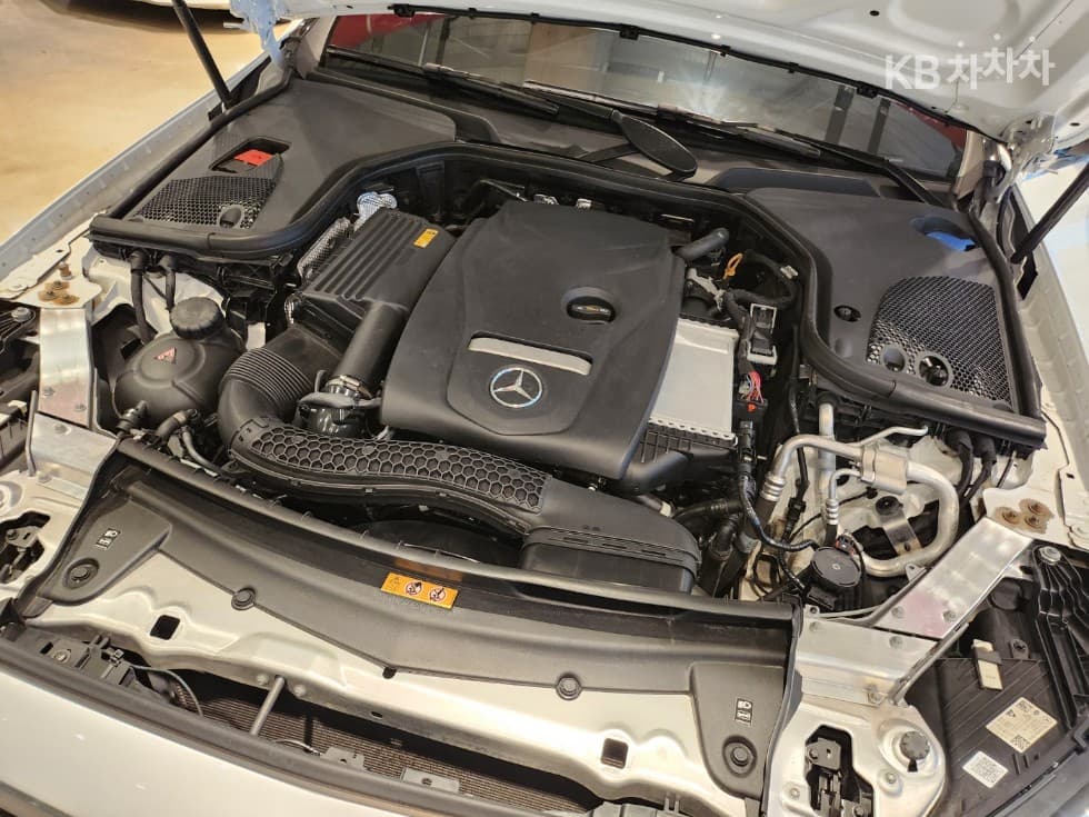Mercedes-Benz E-Клас (W213)E250 Exclusive - 27