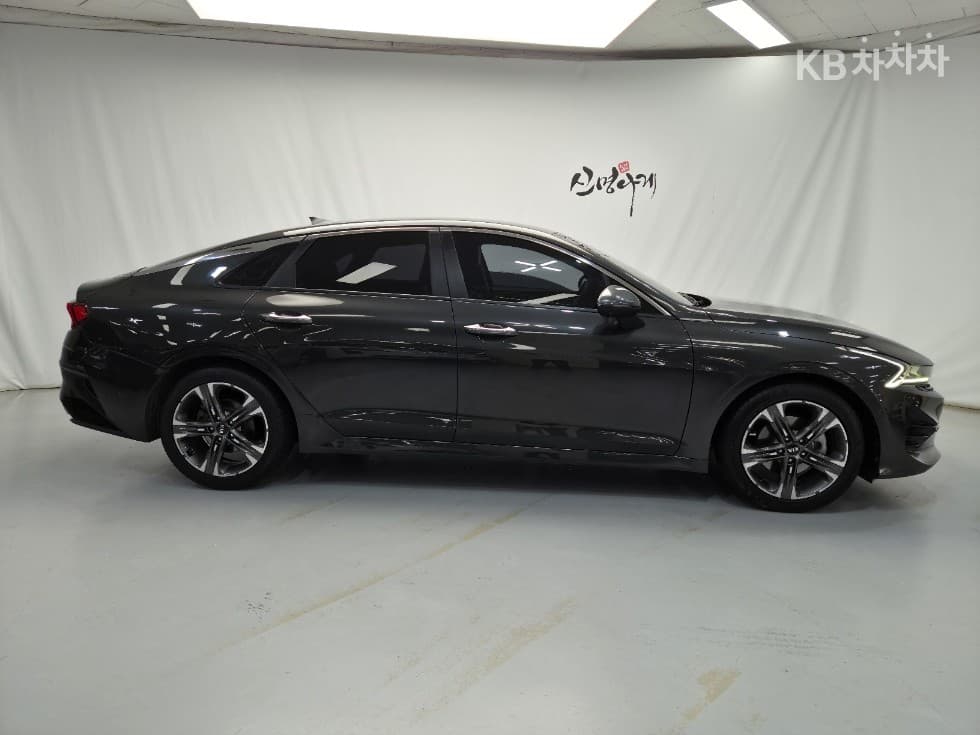 Kia K5 3rd Gen2.0 Gasoline Signature - 2