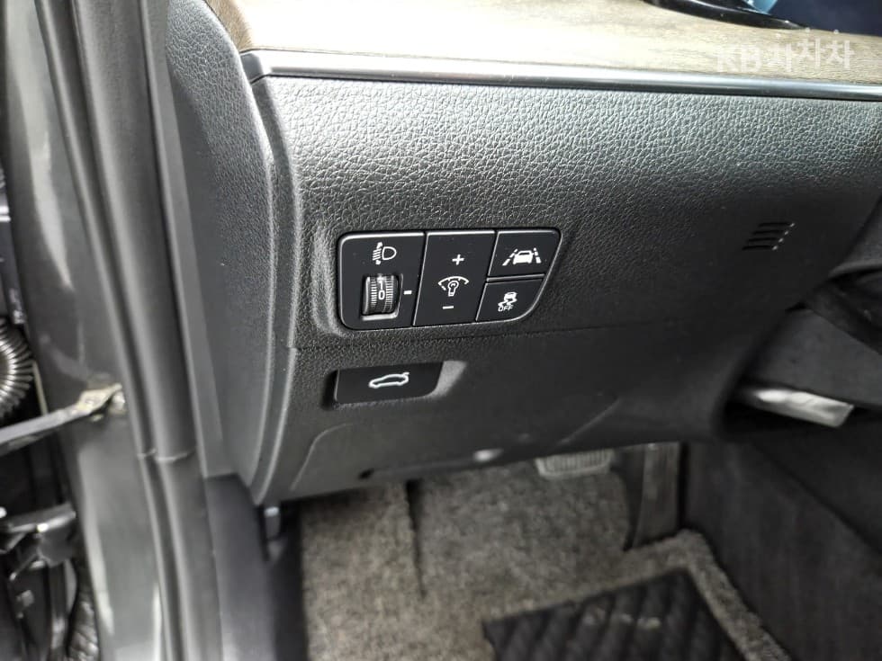 Kia K5 3rd Gen2.0 Gasoline Signature - 17