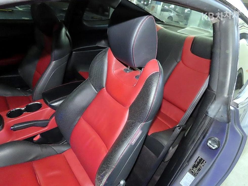Hyundai Genesis Coupe380 GT-R - 7