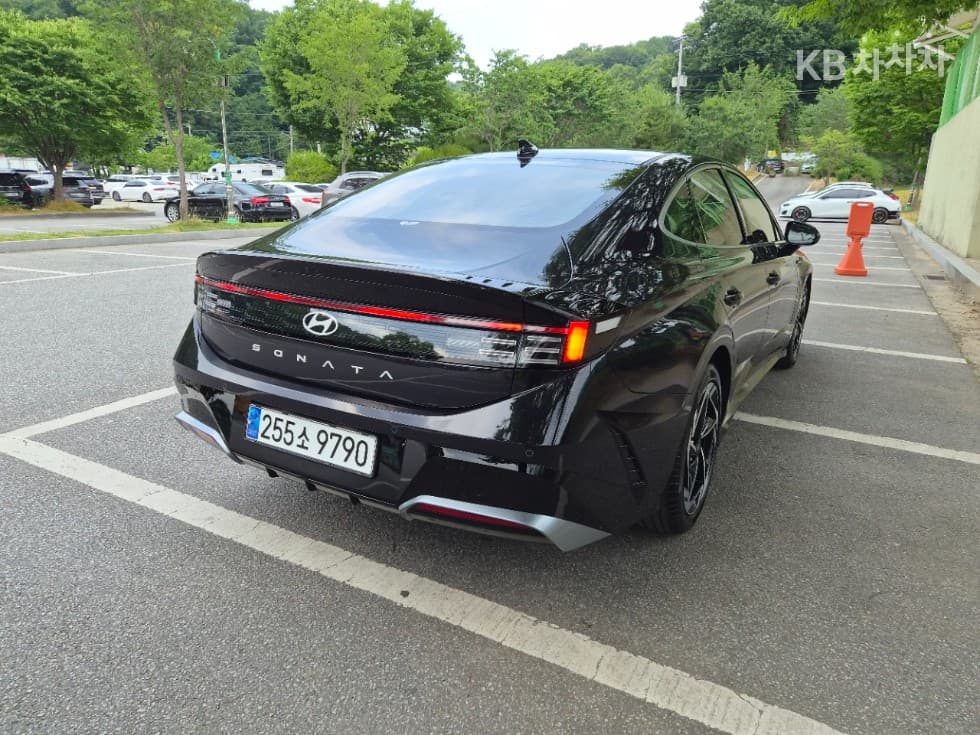 Hyundai Sonata The Edge (Sonata facelift)(DN8)1.6 Turbo Exclusive - 5