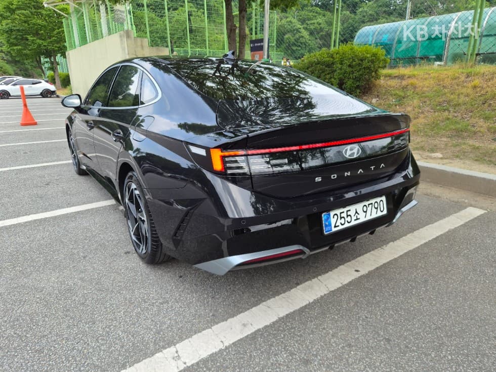 Hyundai Sonata The Edge (Sonata facelift)(DN8)1.6 Turbo Exclusive - 6