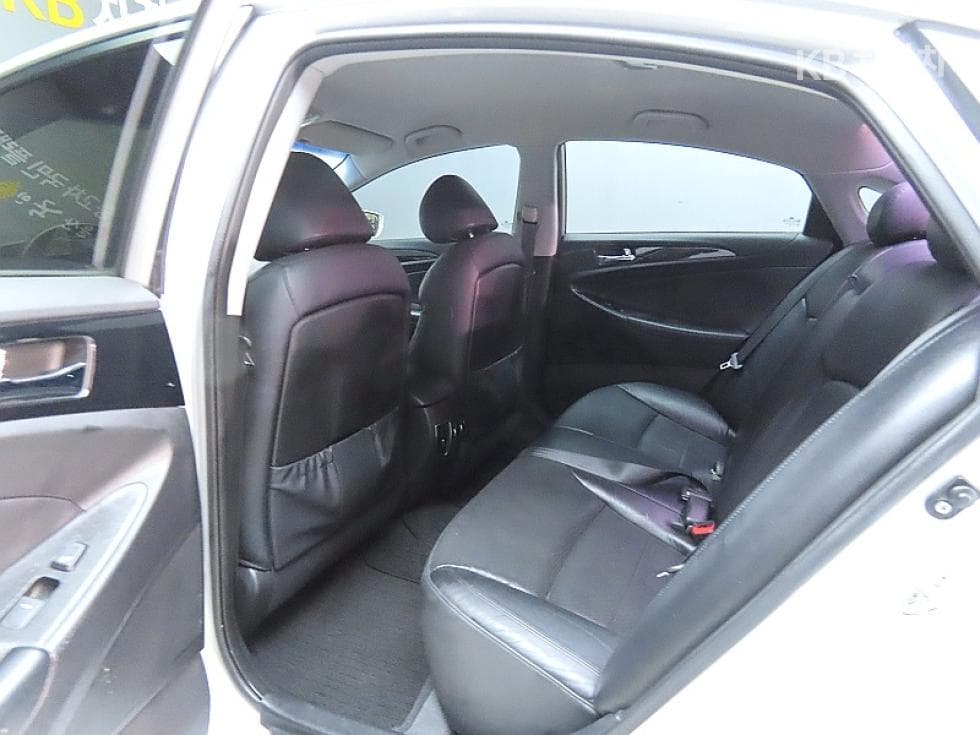 Hyundai YFSonataY20 Premiere Highest-end Type - 11