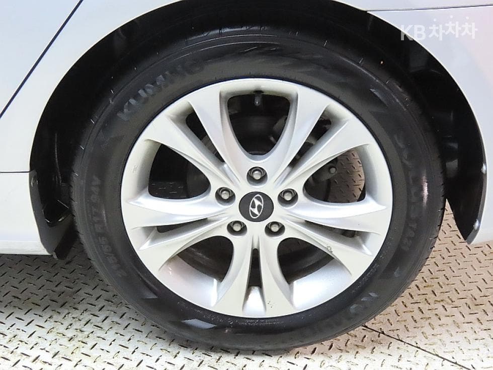 Hyundai YFSonataY20 Premiere Highest-end Type - 20