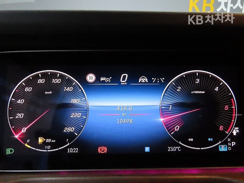 Mercedes-Benz G클래스G바겐 G450d W463b - 8