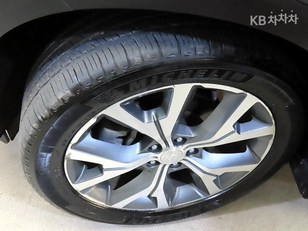 Хюндай Palisade2.2 Дизел 7-местен (Лимузин) AWD Престиж - 20