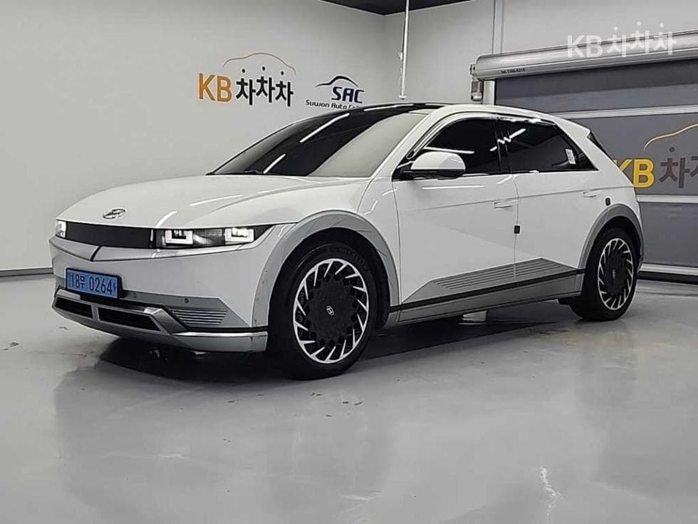 Hyundai IONIQ 5 Long Range AWD Prestige - Image 1