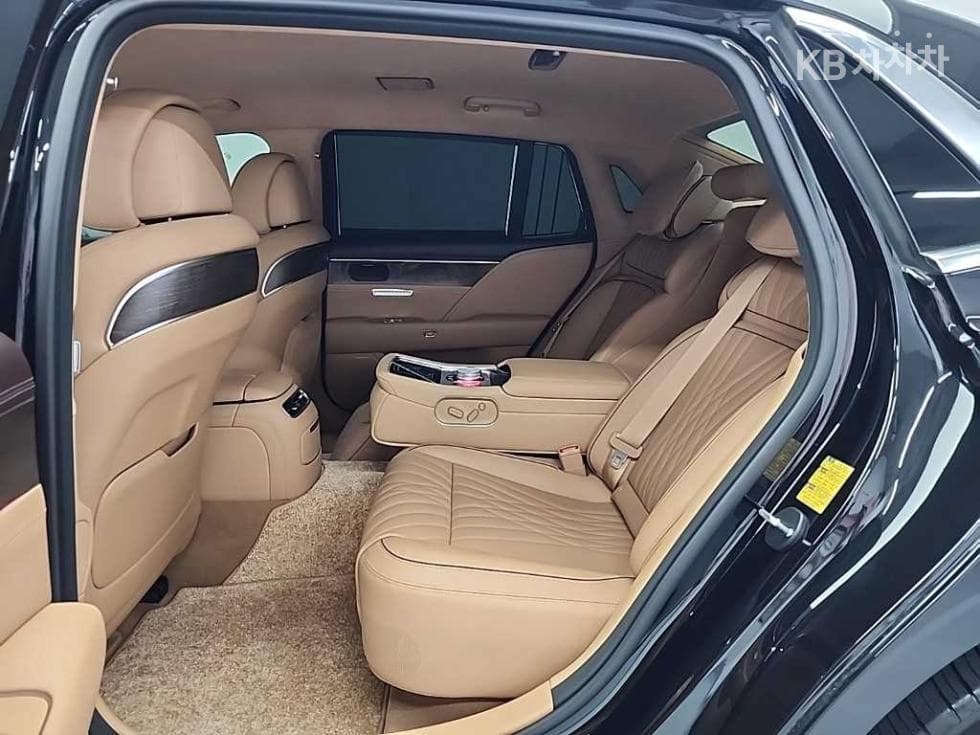 Genesis G90(RS4)3.5T AWD Standard - 12
