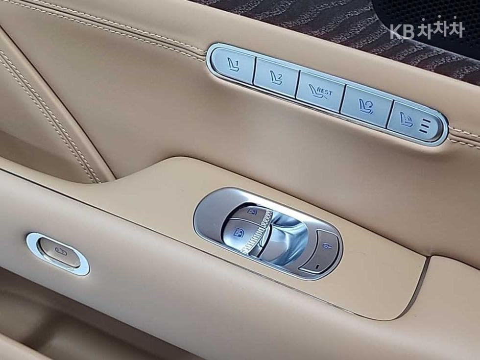 Genesis G90(RS4)3.5T AWD Standard - 16