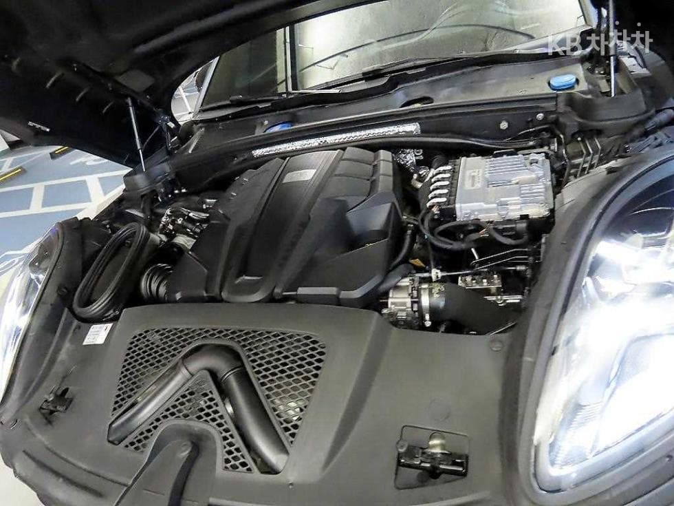 Porsche 마칸2.9 GTS - 19