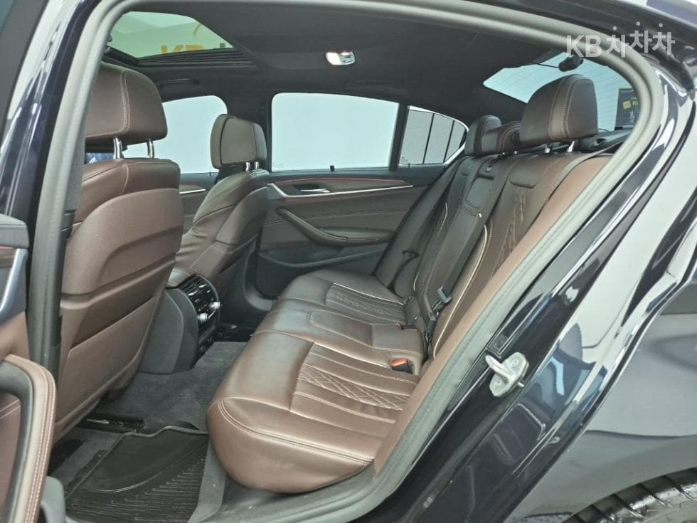 BMW 올New5 Series (G30)520d M Sport Plus - 12