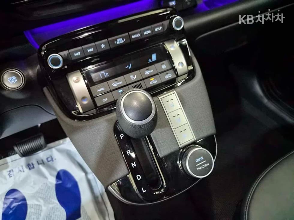 Hyundai Casper1.0 Gasoline 디 에센셜 - 11
