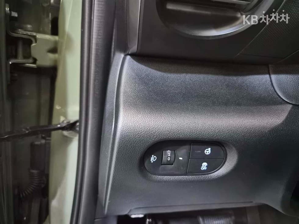 Hyundai Casper1.0 Gasoline 디 에센셜 - 13