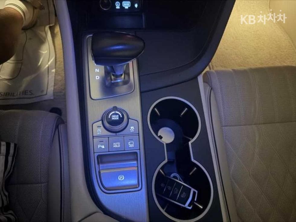 Дженезис G70 SPORT3.3T SPORT AWD Prestige - 13