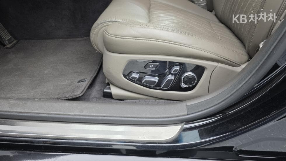 Kia The New (facelift) K9(Second generation)3.8 GDI AWD Masters - 23