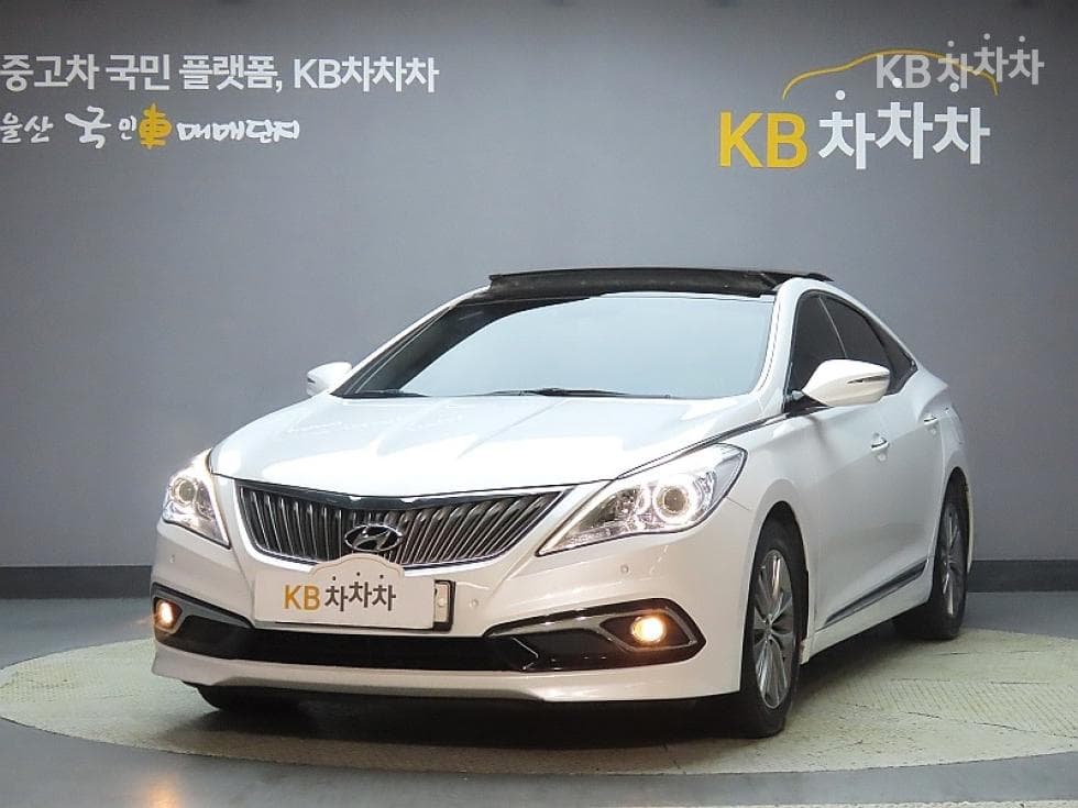 Hyundai Grandeur (Azera)HG LPG HG300 Disabled-accessible - Image 1