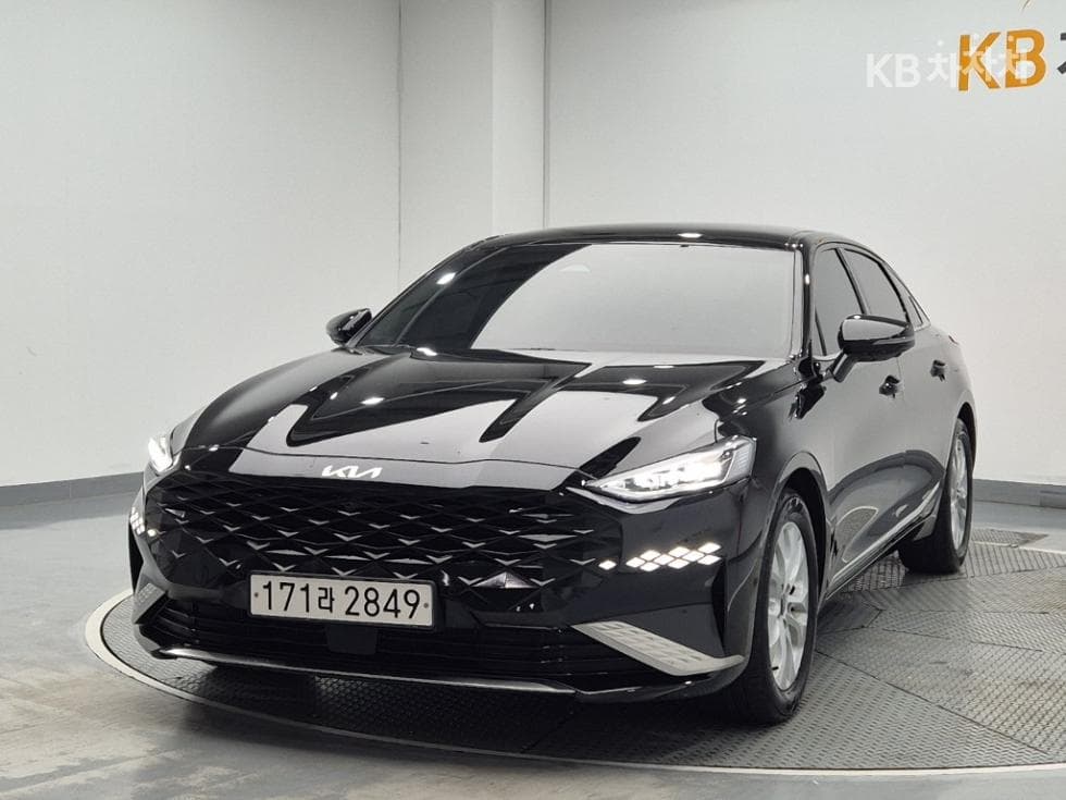 Kia K8 2.5L gasoline Noblesse - Image 1