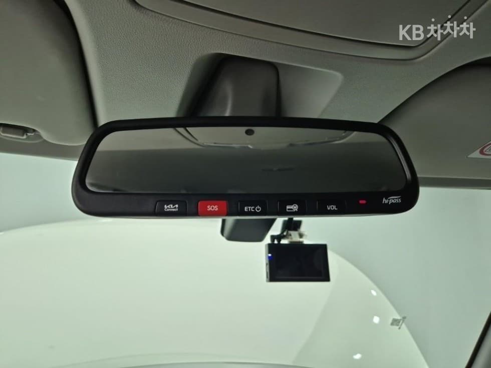 Kia The New (facelift) Kia Ray (van)1.0 Gasoline Signature - 16