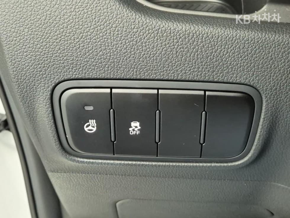 Kia The New (facelift) Kia Ray (van)1.0 Gasoline Signature - 18