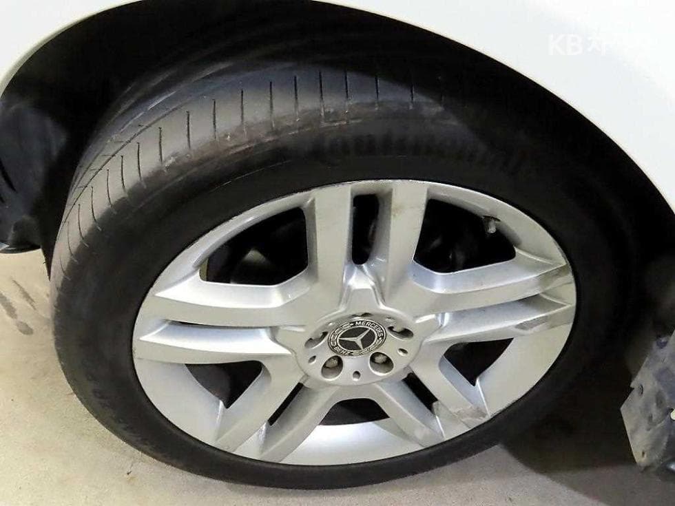 Mercedes-Benz GLE(W166)350 d 4Matic Стандартен - 19