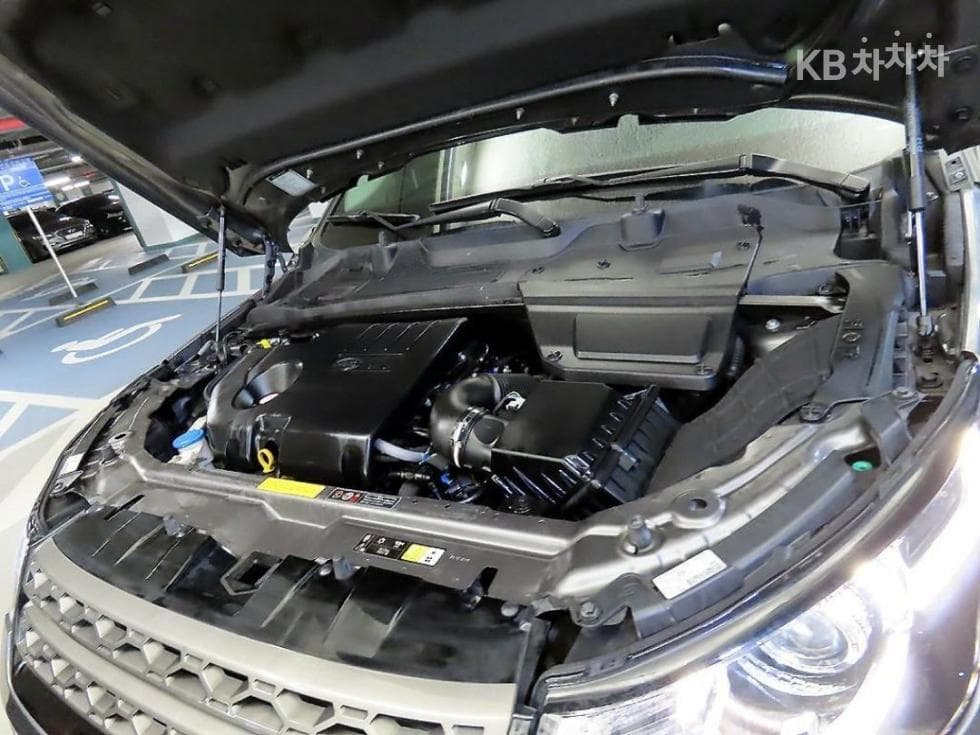 Land Rover 디스커버리 스포츠2.0 TD4 SE - 7