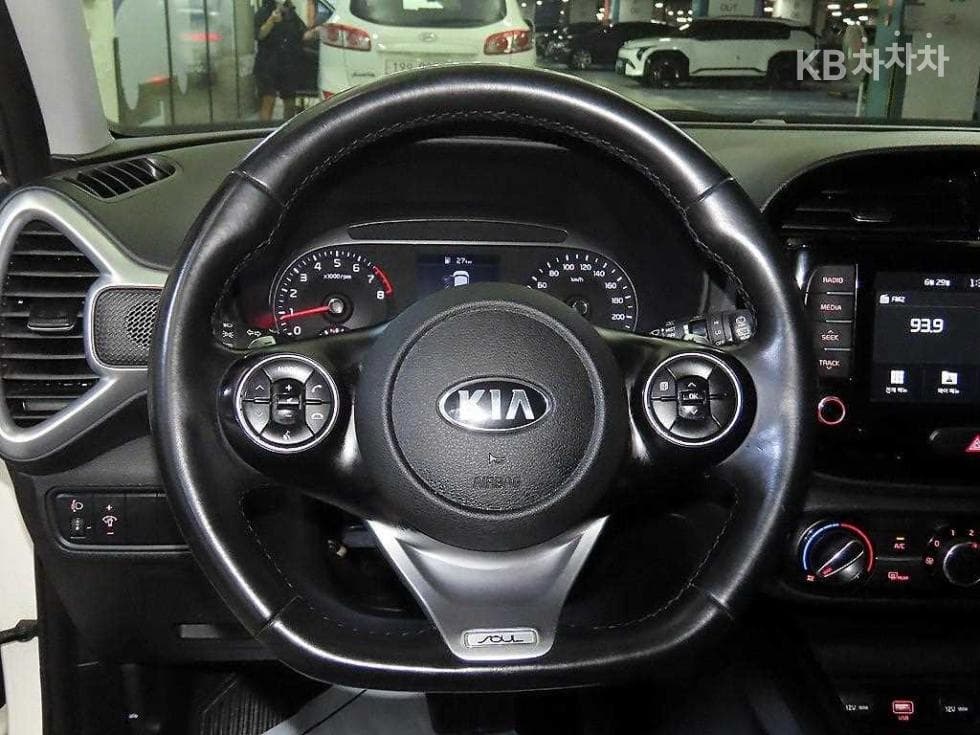 Киа Soul 부스터1.6 T-GDI Престиж - 7