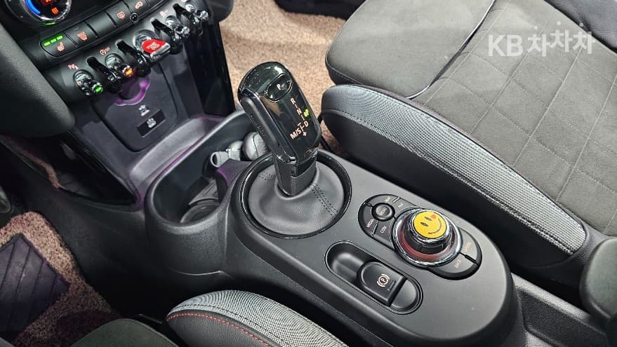 Mini Cooper 3도어S 2.0 JCW Standard - 9