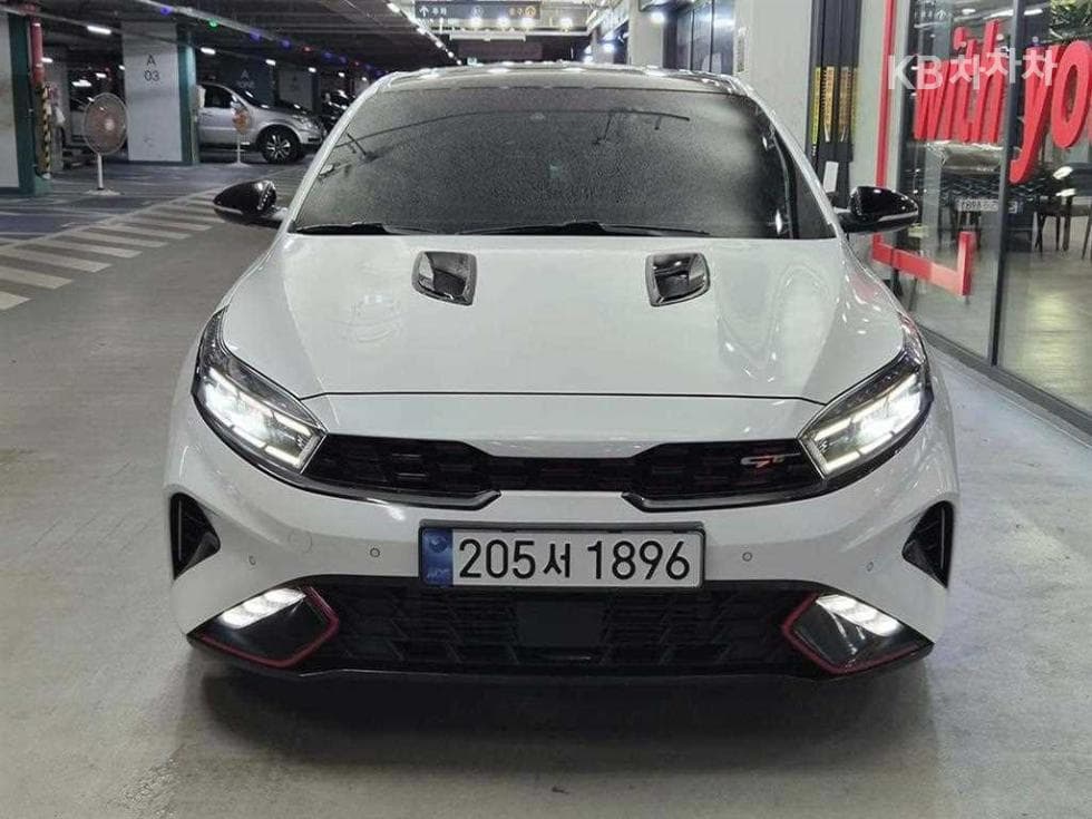 Киа The New (фейслифт) K3 GT(BD)1.6 Турбо Бензин Директ Инжекция 5-врати Signature - 2